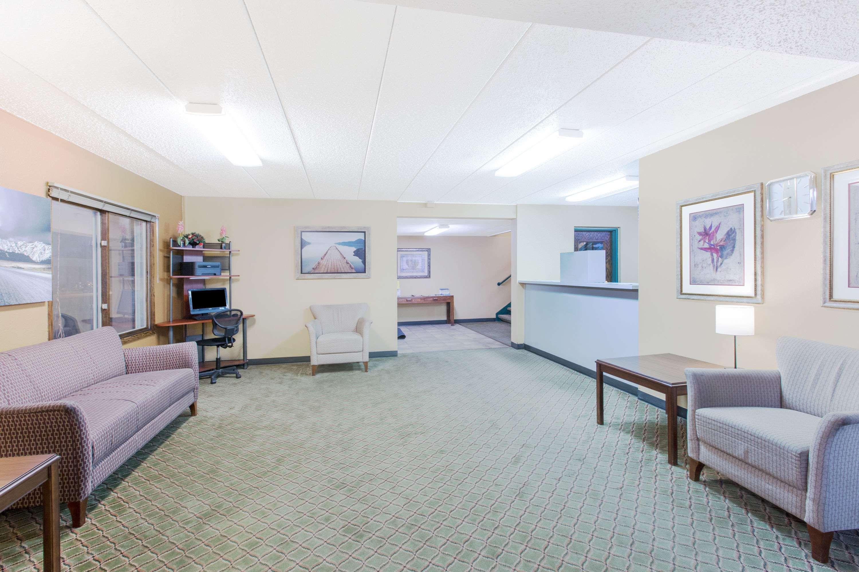 Days Inn By Wyndham Sioux Falls Exterior foto