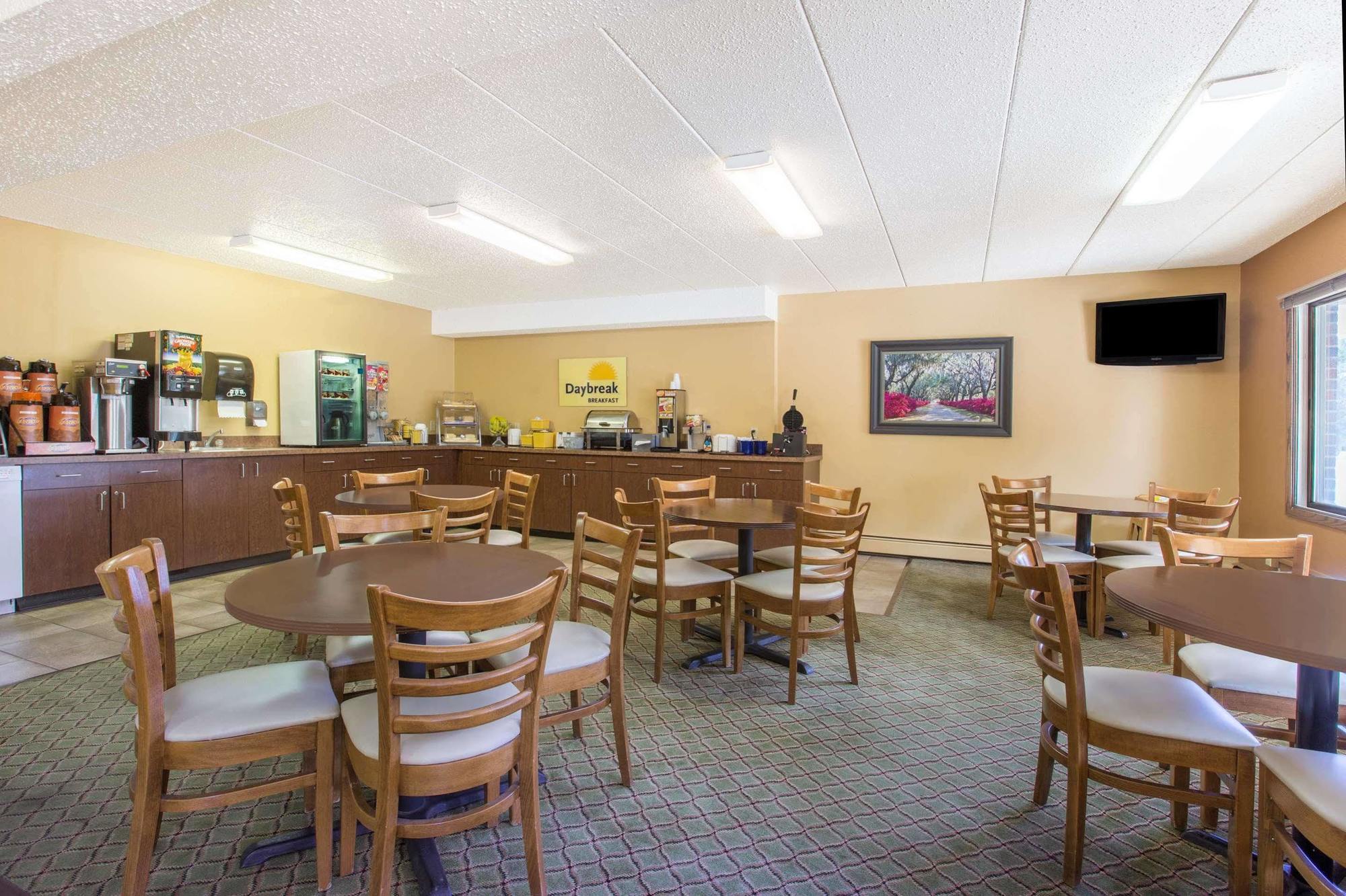 Days Inn By Wyndham Sioux Falls Exterior foto